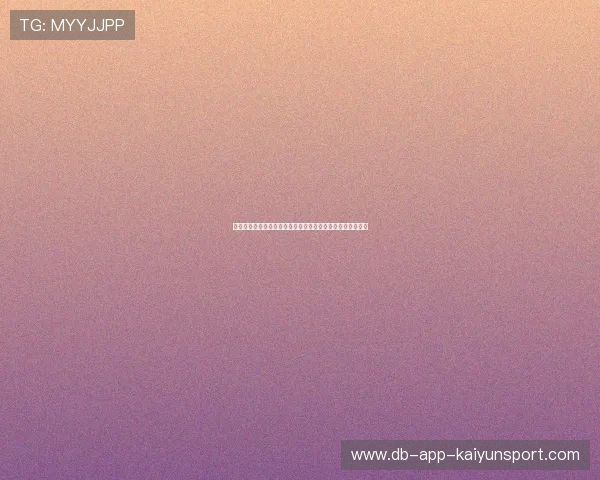 世界冲浪巡回赛夏威夷站迎超级巨浪，选手极限穿梭惊心动魄